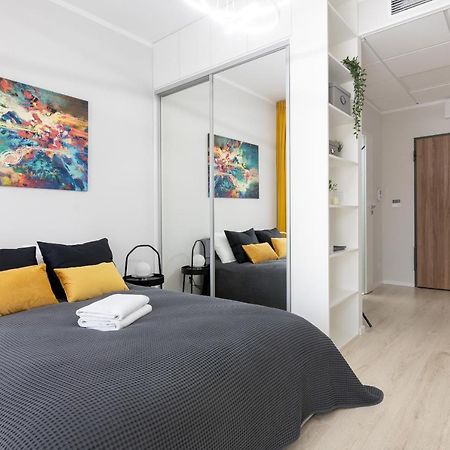Appartement Yellow Sunset Studio à Varsovie Extérieur photo