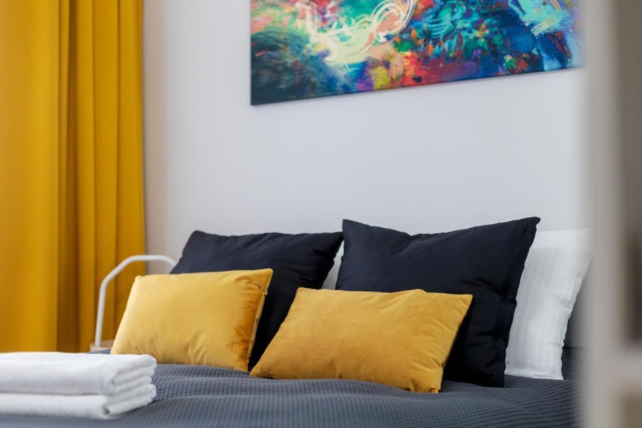 Appartement Yellow Sunset Studio à Varsovie Extérieur photo